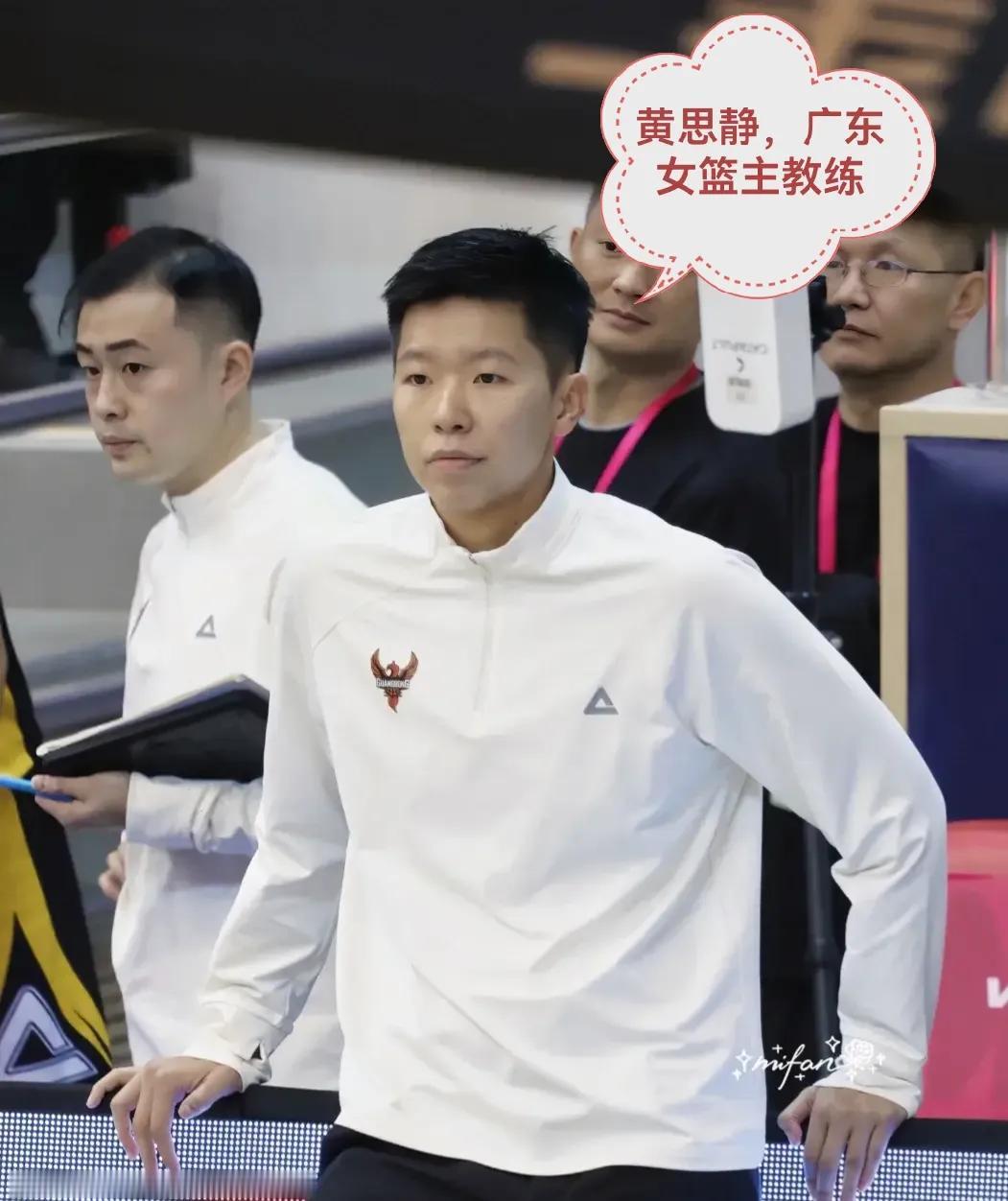 广东女篮梯队建设太强了，U21冠军和国青球员进不了一队！
    广东女篮10月