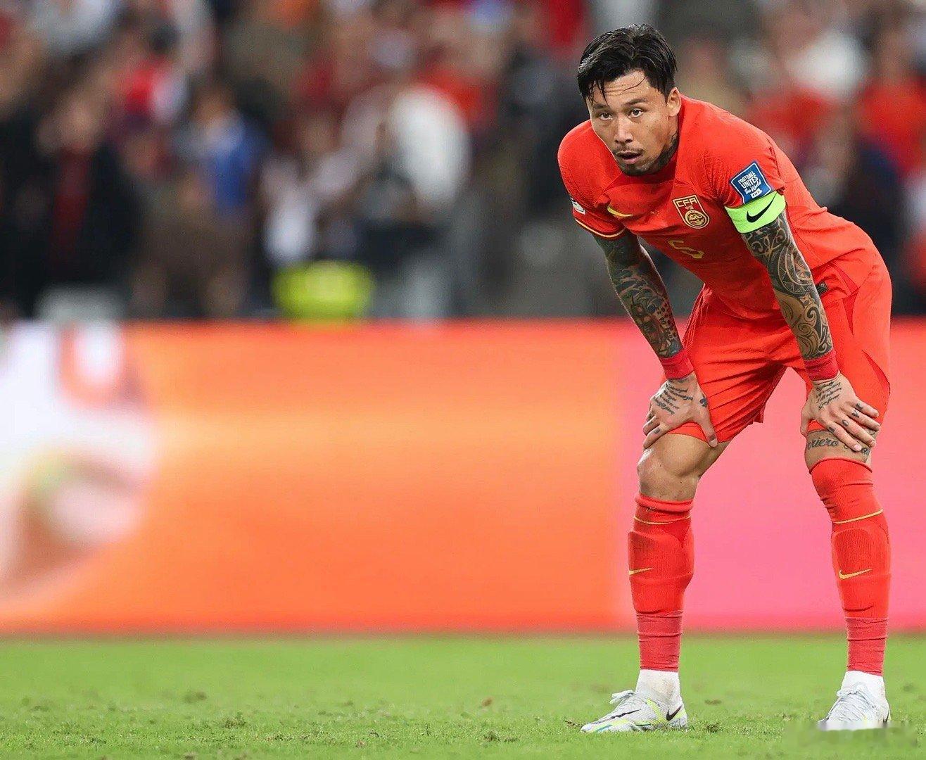 恭喜张琳芃，又一个中超冠军，这也意味着张琳芃赢得了个人生涯的第11座中超联赛冠军