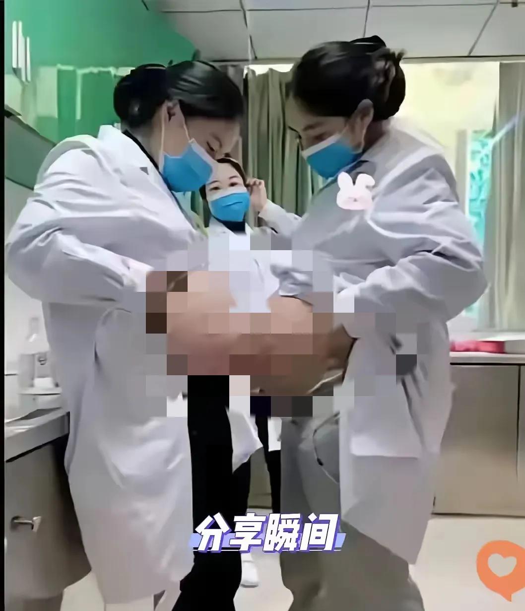天呐！
     女人的身体简直是宇宙级的“黑科技”！谁能想到曾经盈盈一握的小腰