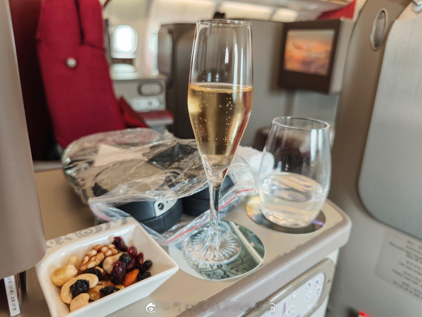 雨过天晴 阿联酋·阿联酋迪拜国际机场