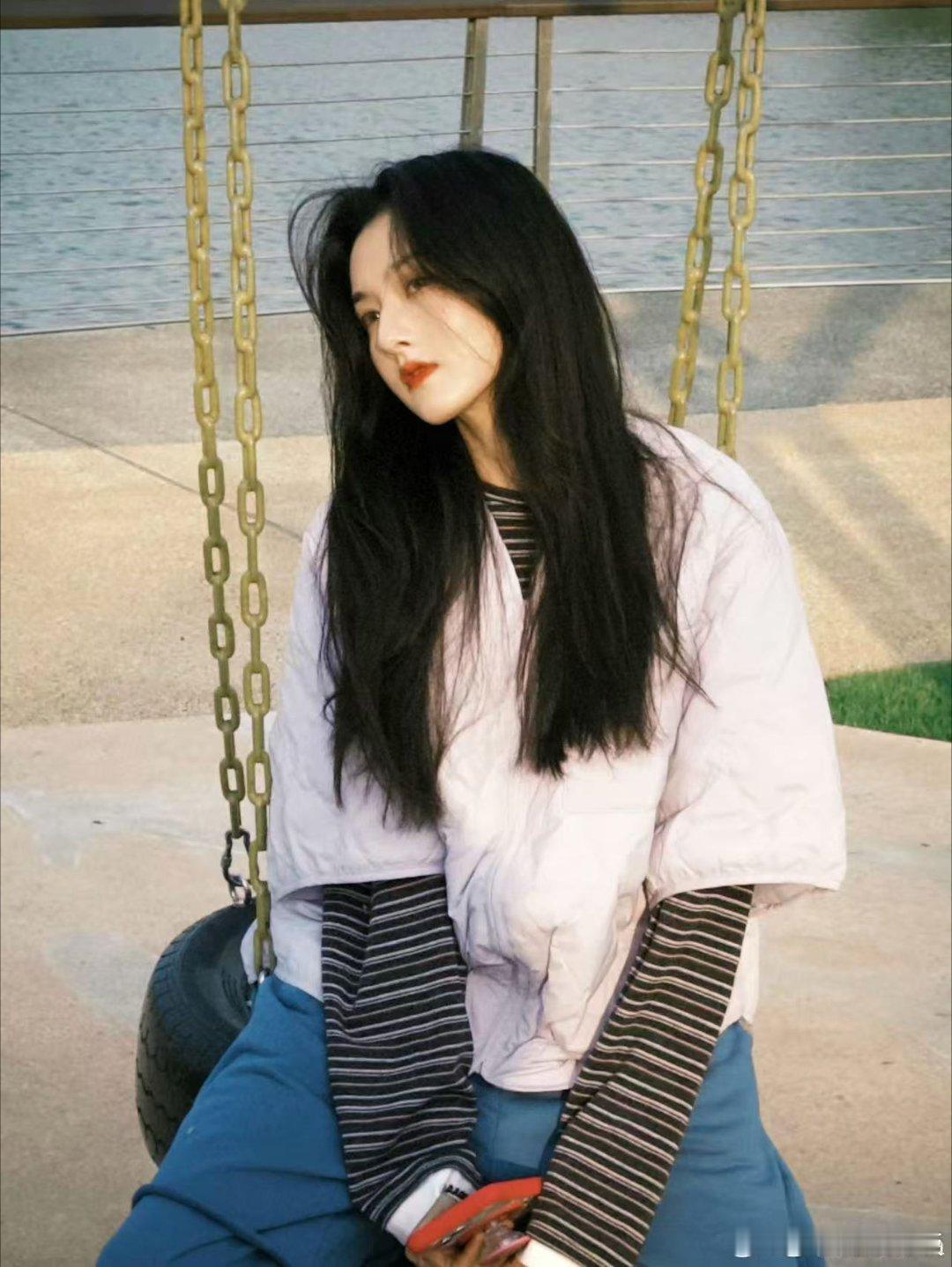 宋祖儿滑滑梯宋祖儿周五营业宋祖儿周五营业，好美，