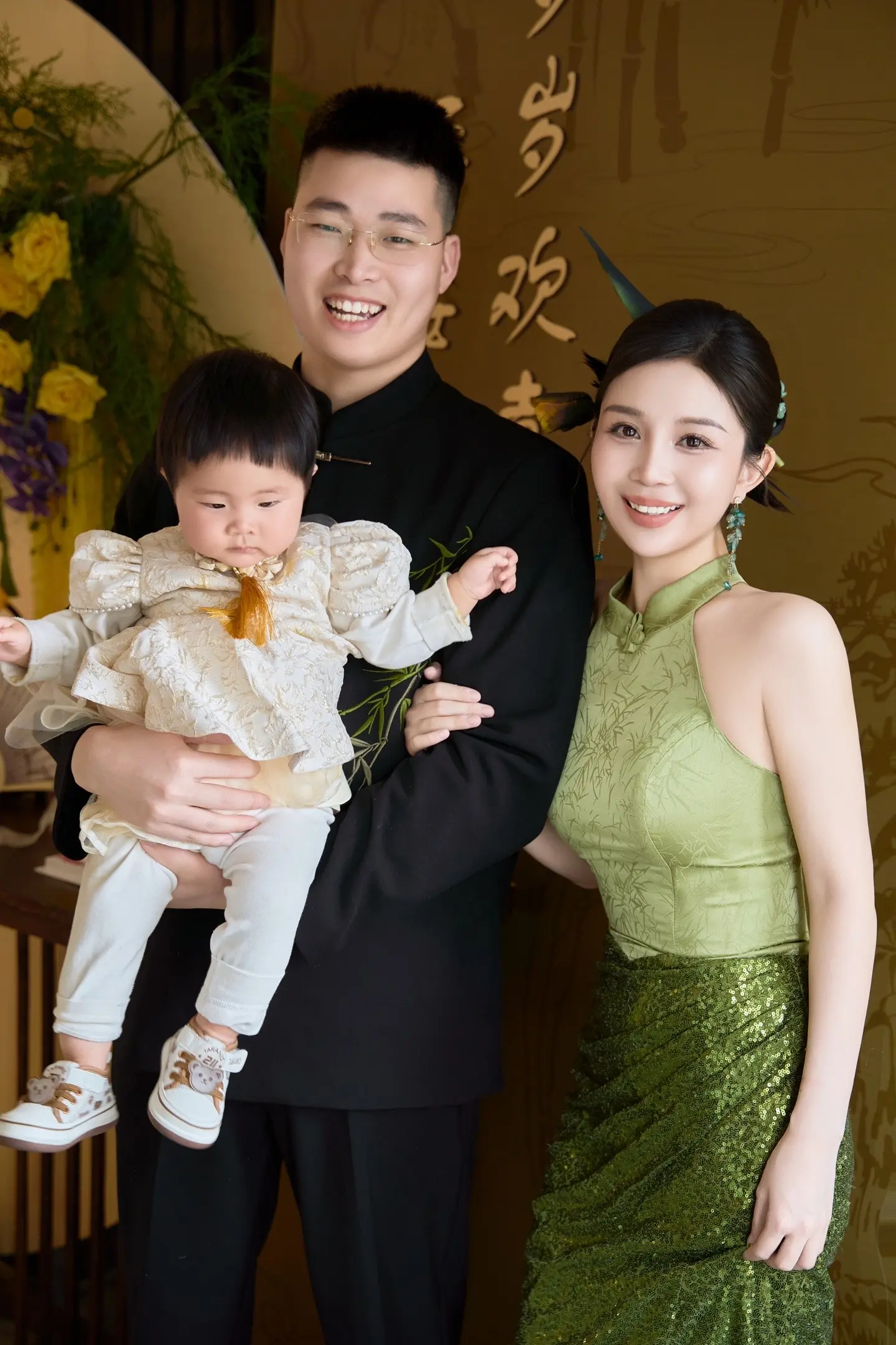 周岁宴照片来咯😊 你来人家周年整，我的欢喜也周年❤️ 生你的那天好似...