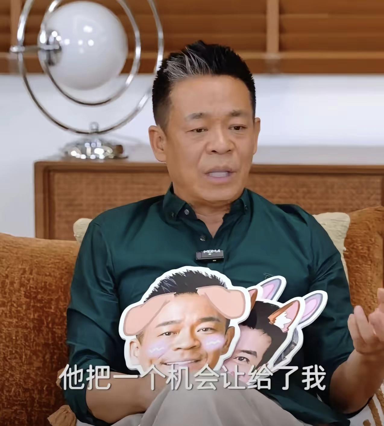 武艺的爸爸多少有点傻，考北京音乐学院的机会，可以让自己在娱乐圈出头，当年竟然让给