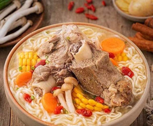 孩子长得慢，多半是猪肉吃太多！3种长高肉，换着吃孩子长高高