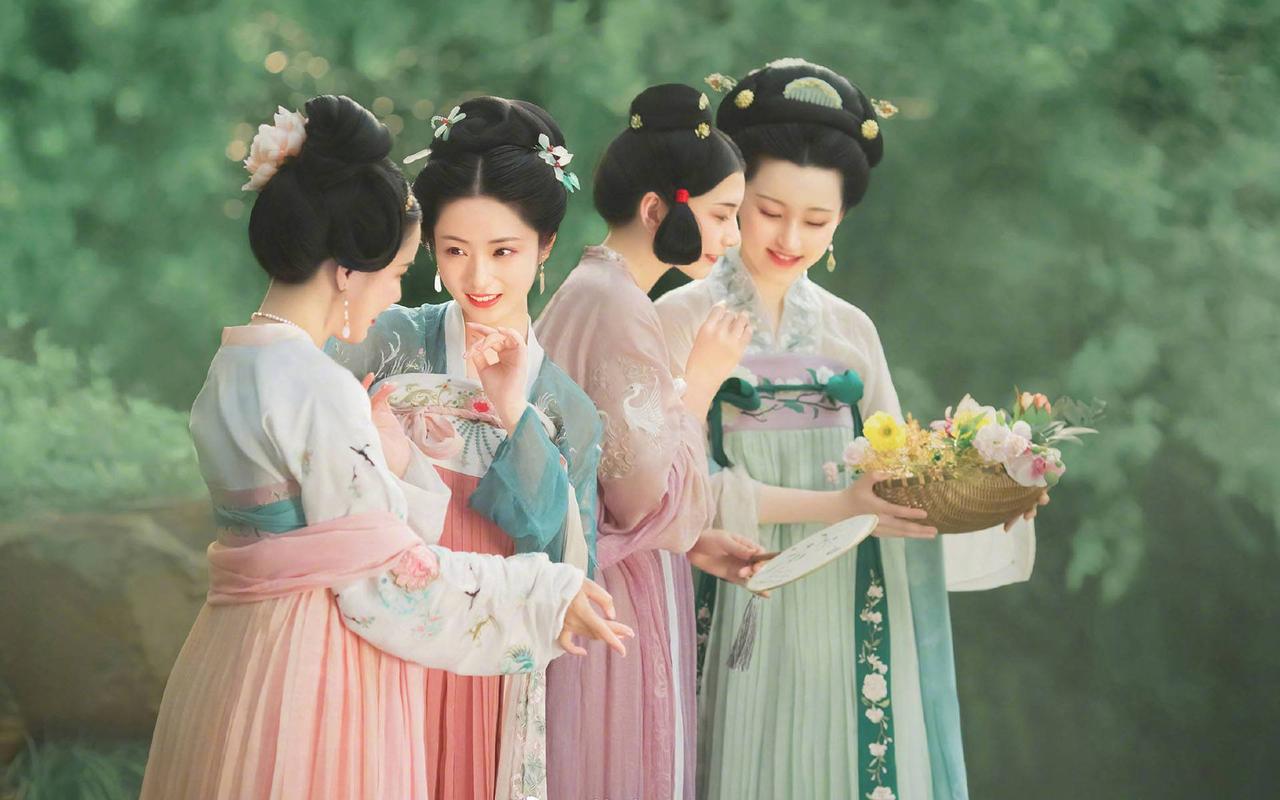 古代小妾除了满足丈夫的生理需求和生孩子以外，还有另一个变态的作用，是后来有人无意