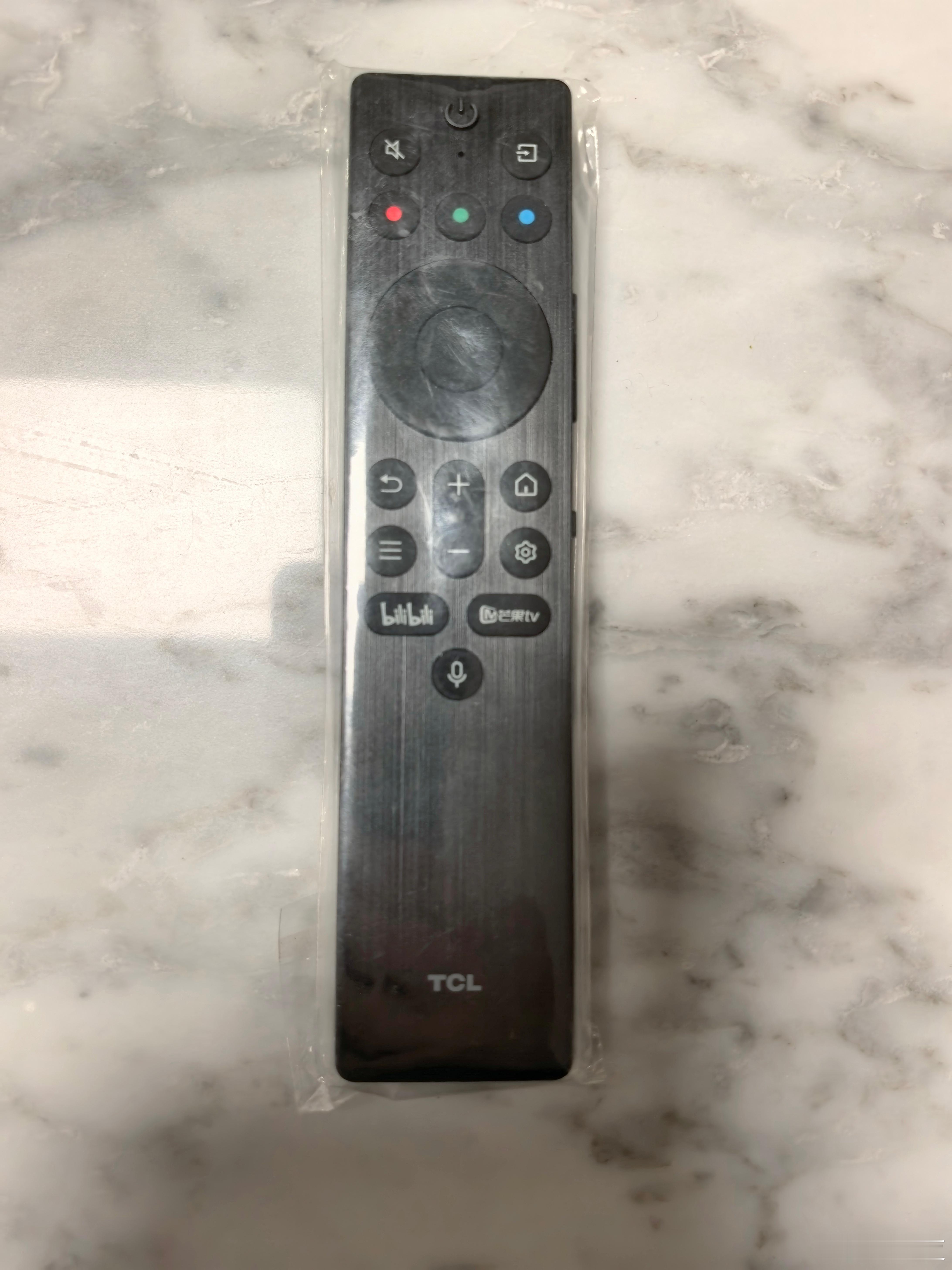 刚看到日本电视全军覆没了这个热搜，突然想起去年买电视时的场景，特别应景。当时在商