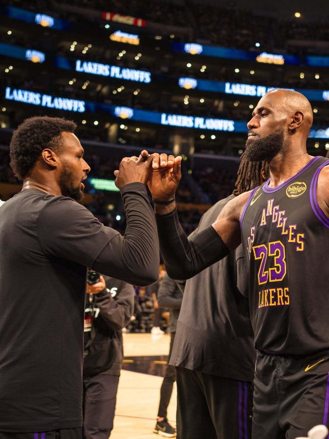 我爸就像超级英雄 