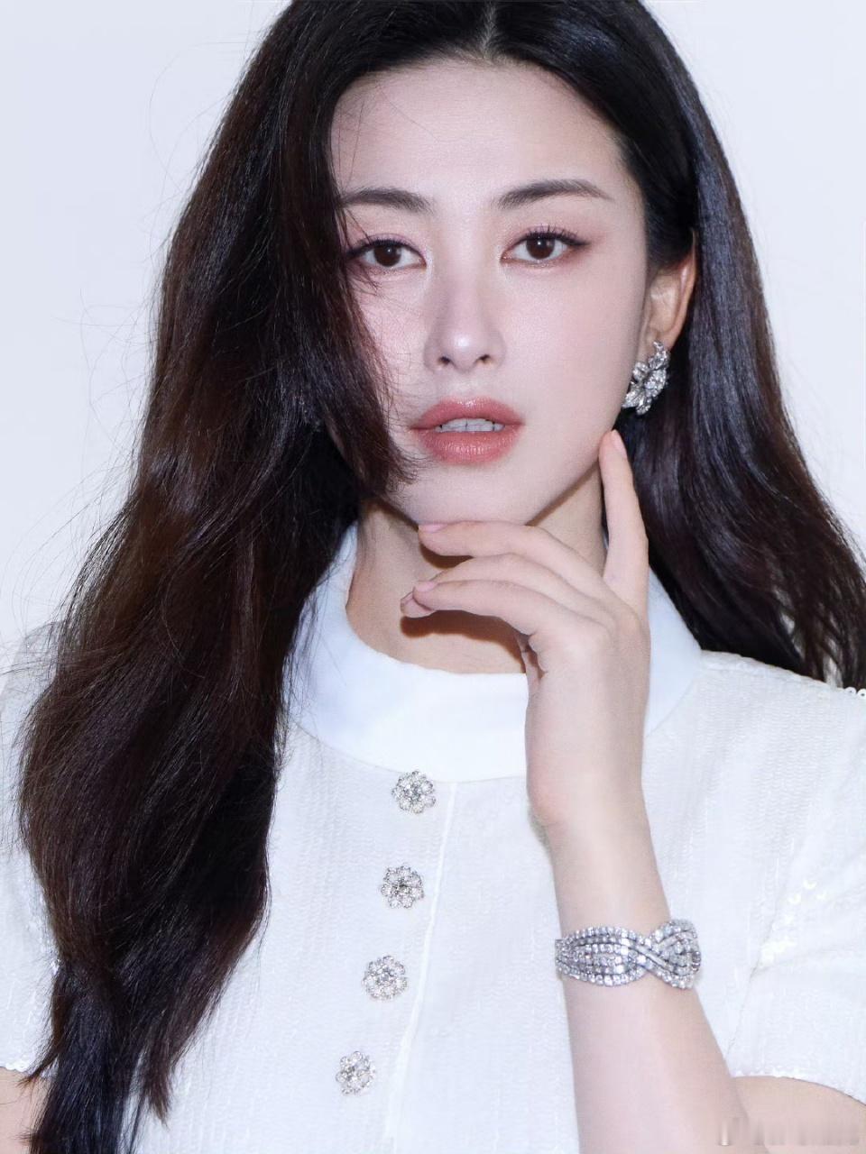 蜜语纪预告含瓜量 本以为是温情浪漫，结果开场就是高能抓包，正面对线的戏份太带感，