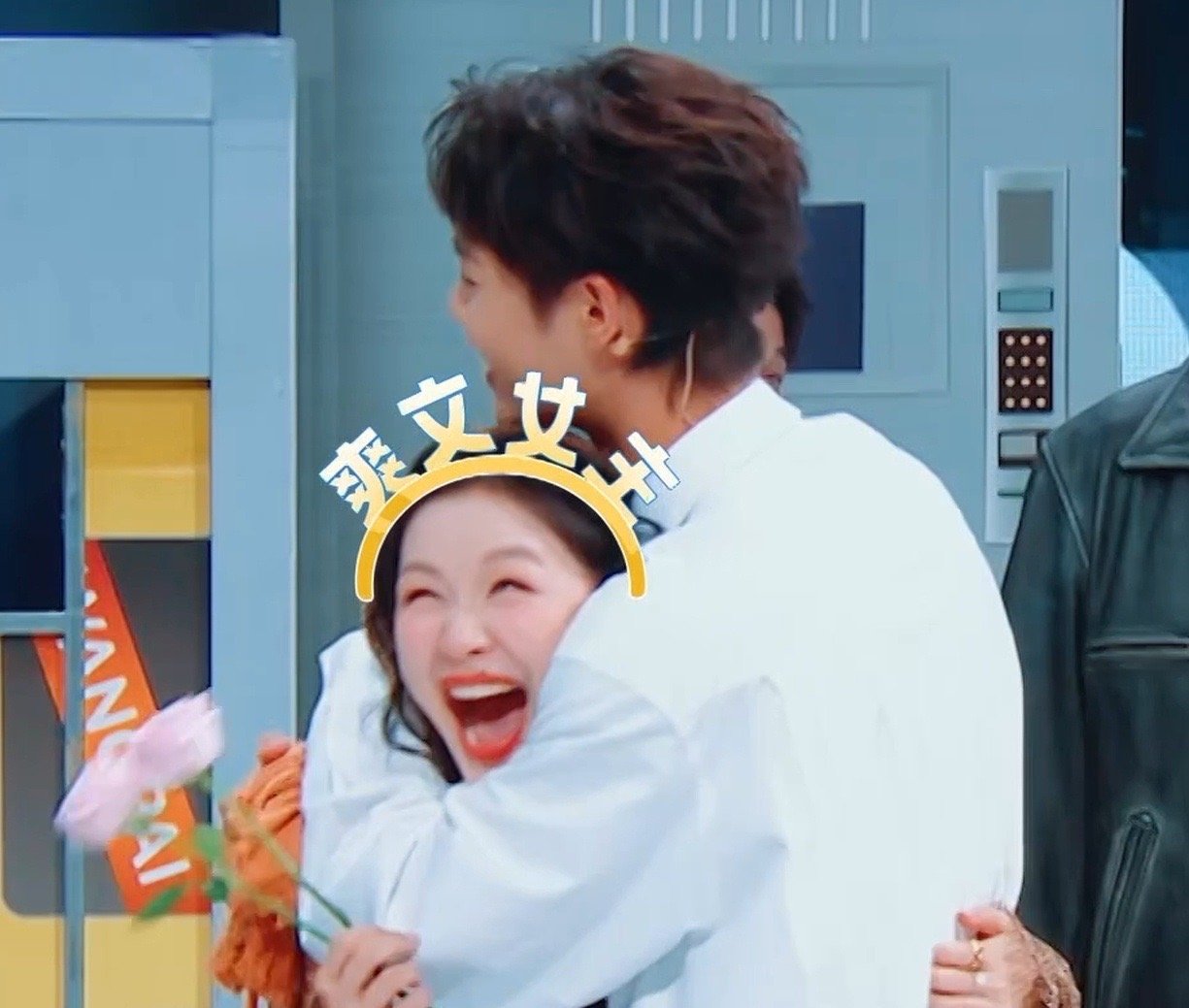 柯淳也让金靖演上爽剧了王牌对王牌 柯淳不愧是短剧一哥！一句“我爱你爱得快要发疯了