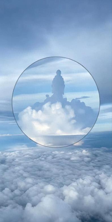 众人直呼科学也无法解读！深圳飞往合肥的一趟航班上，乘客无意间捕捉到罕见奇景。漫天