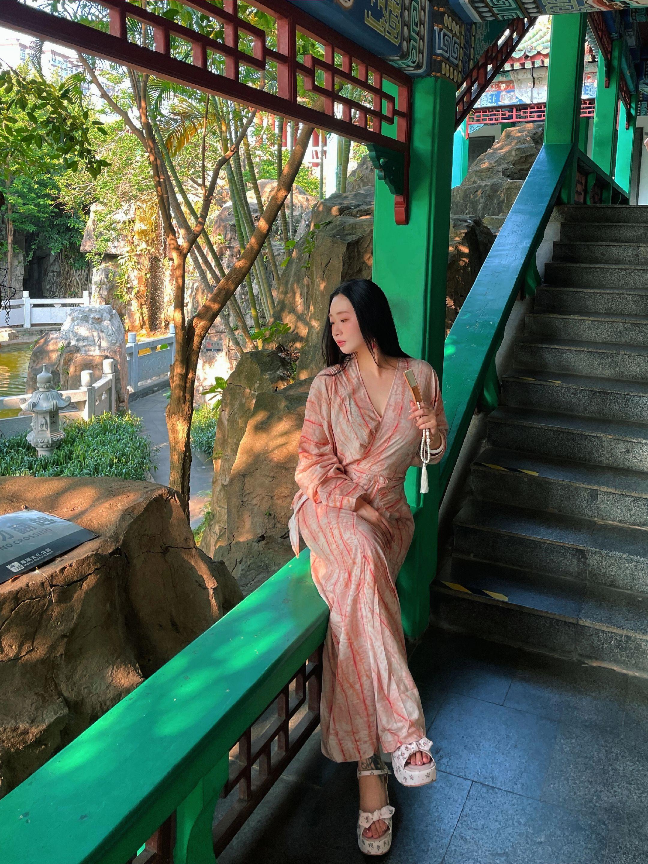 人类机关算尽 不如命运轻描一笔。