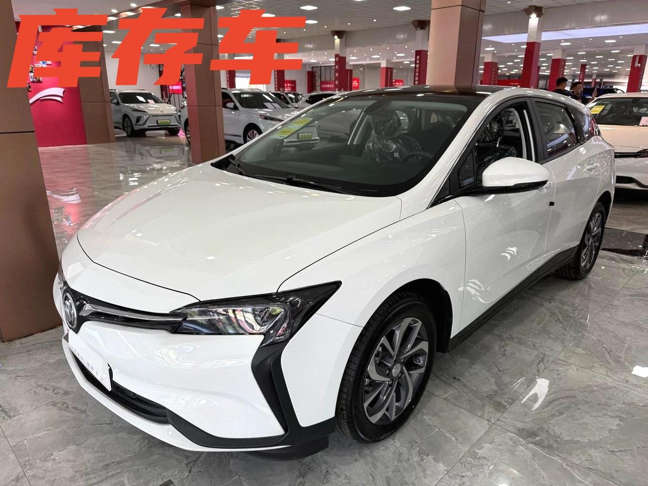 车型：别克 2024款 微蓝6(VELITE 6) 450km 越享版PLUS