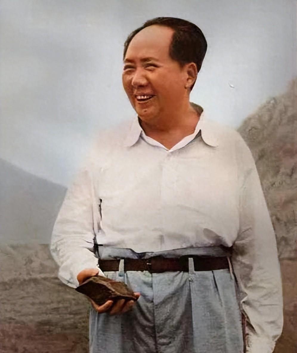 1954年毛主席视察北京郊外，为何因重大问题发火，甚至质疑大家还认他是主席吗？