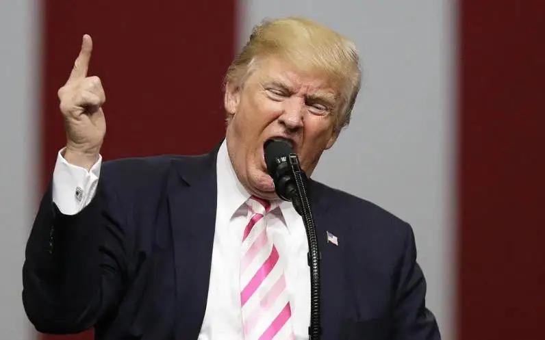 突发新闻：特朗普呼吁美国2027年军费预算从1万亿美元增加到1.5万亿美元。
