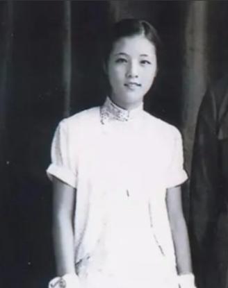 1938年，52岁程潜迎娶19岁女学生，新婚夜少女痛哭，程潜只用一句话就让她相守