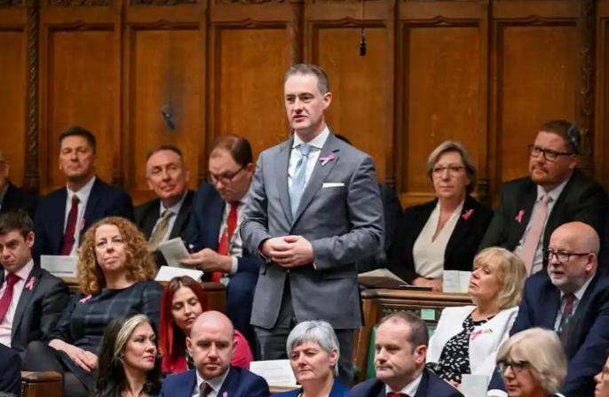 美国想给稀土设价格下限，英国大臣：先不跟
【观察者网】近年来鼓吹“自由市场”的西