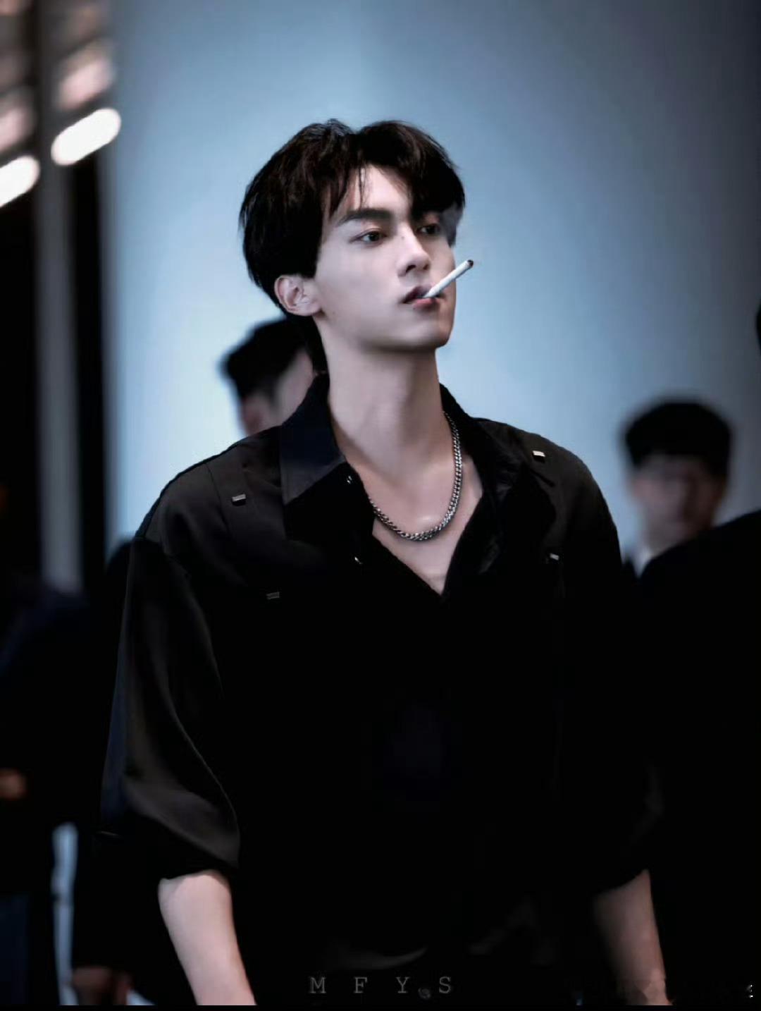 张康乐和田栩宁颜值还都挺好看的！ ​​​