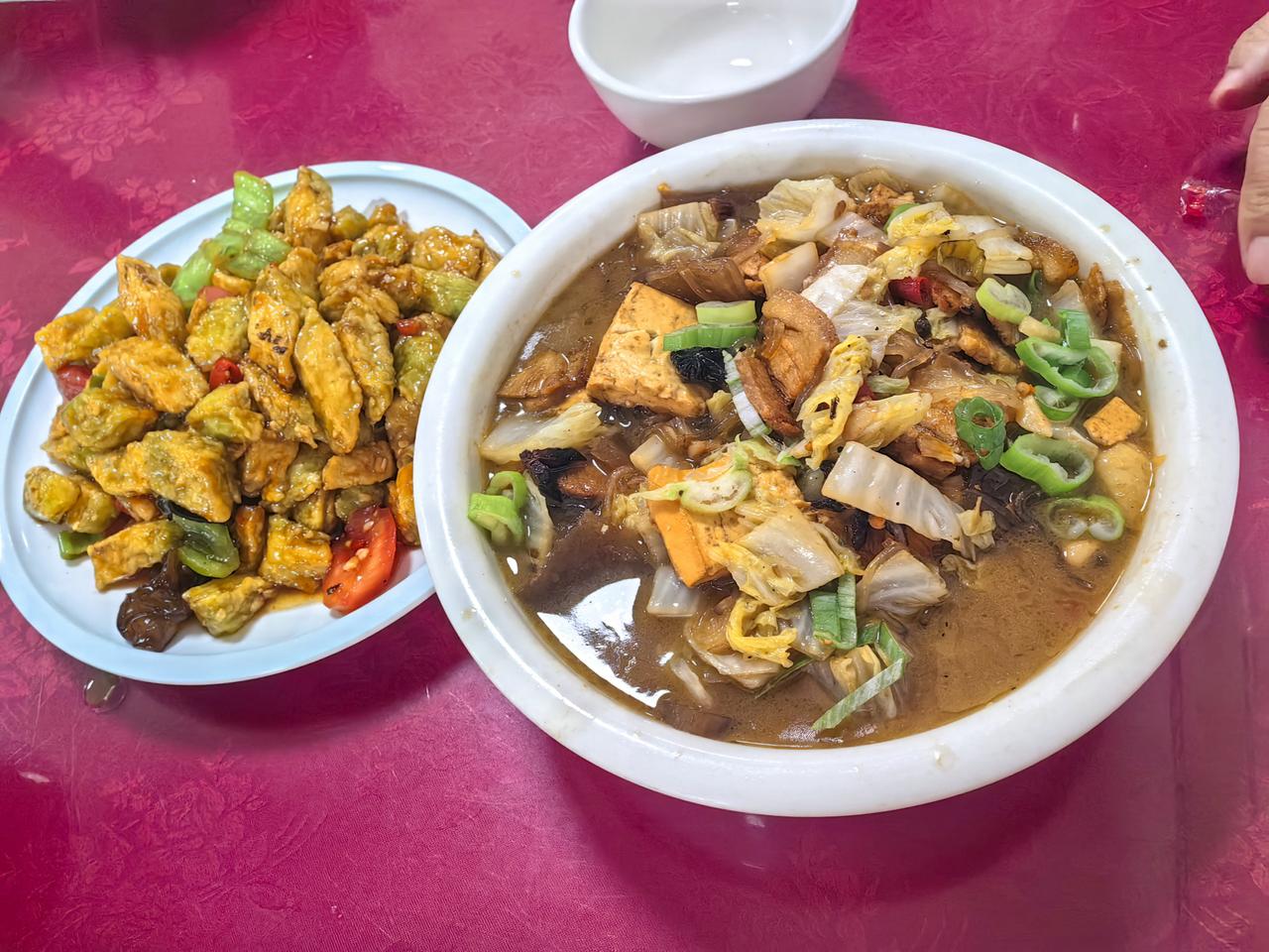 回家乡这段日子，对家乡美食的好感直接拉满！寻常食材在厨师手里都能变成美味佳肴。