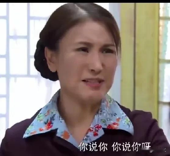 好久不见的王茜，开始演起了妈妈，但是看到她，总忘不了《重案六组》那个飒飒的女警察