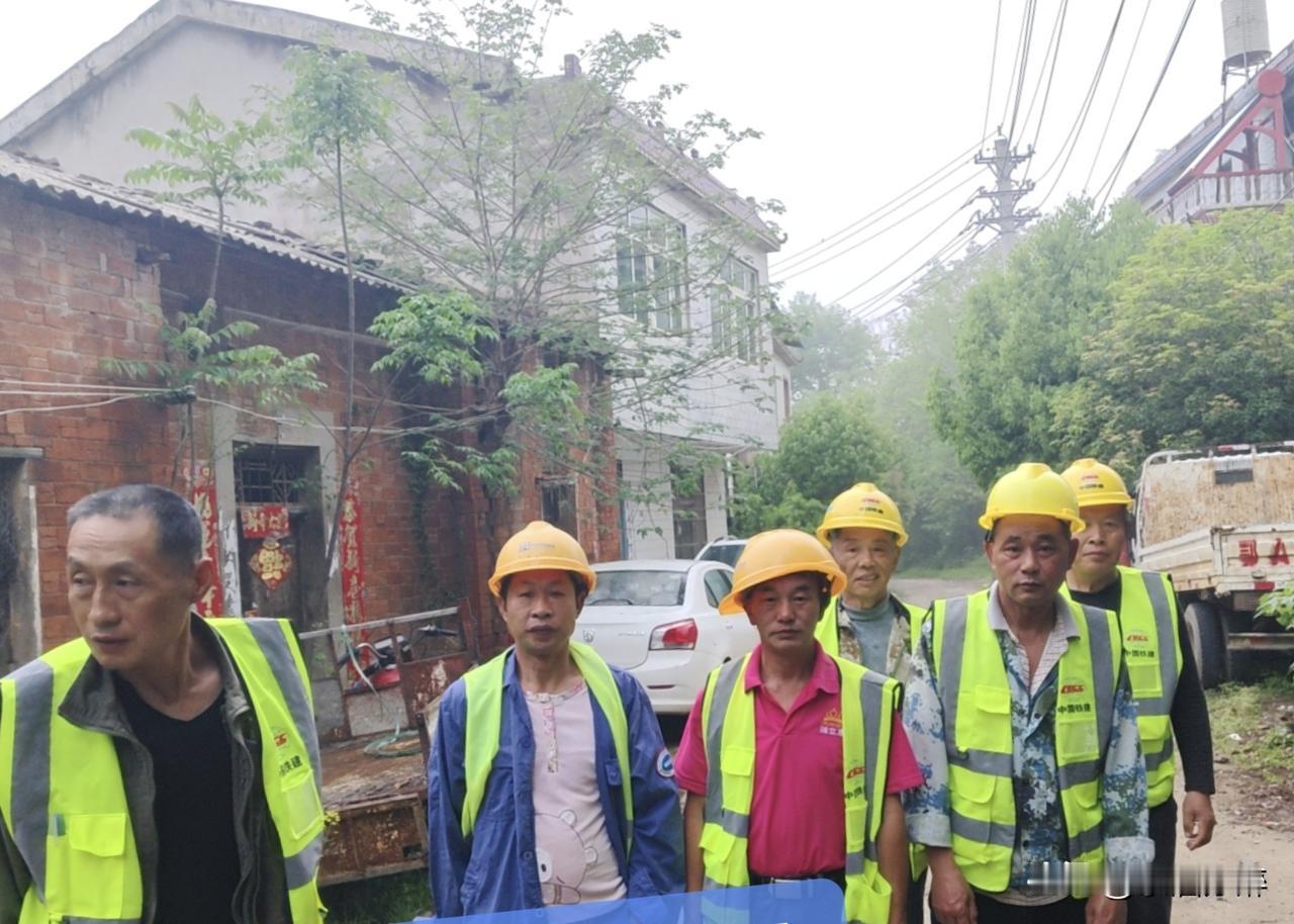 大家形容算计他人的人，喜欢打自己的“小九九”，这里的小九九却是冒傻气、给大家带来