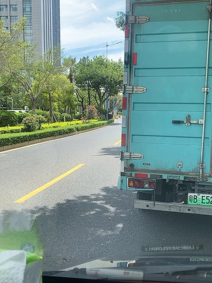 西游记中师徒四人,你最喜欢哪个?西游记中师徒四人,你最喜欢哪个? 上联：看天上云