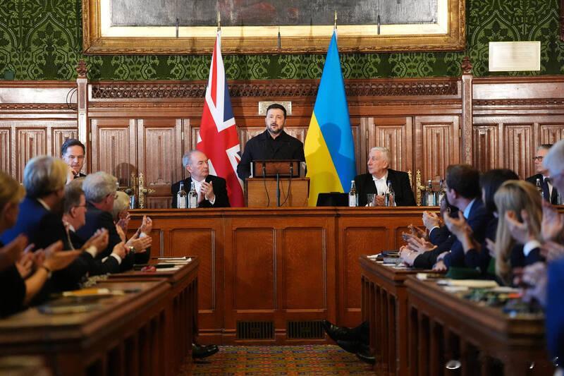 乌克兰向中东派出反无人机专家 协助应对伊朗威胁海外新鲜事美以伊冲突中东现场直击 