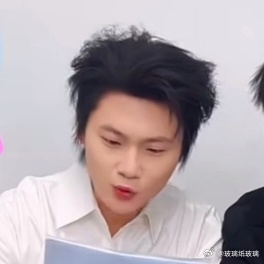 大背头vs顺产头，最流行的韩男发型也是在一个视频里集齐了