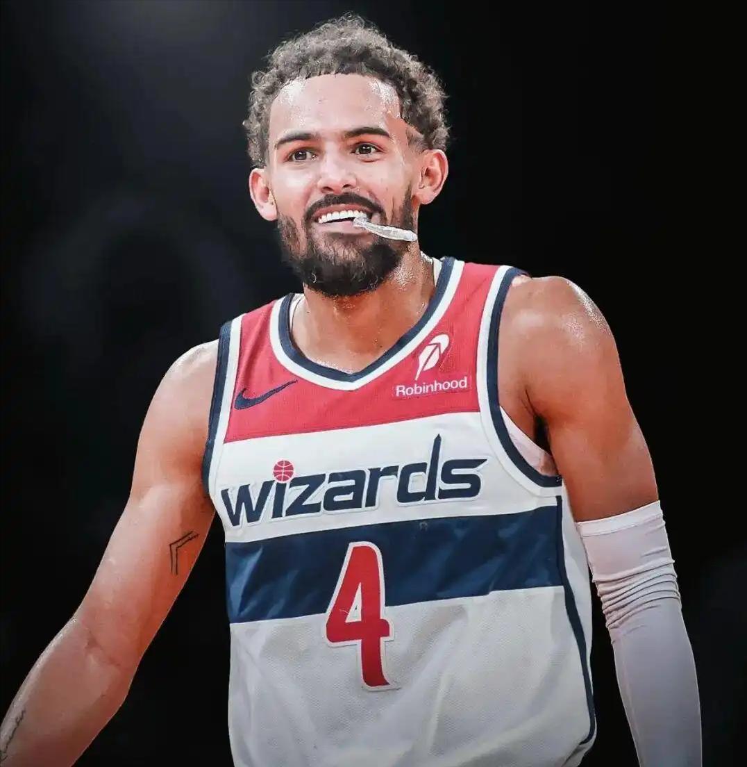 特雷·杨下家确定，华盛顿·奇才！
老鹰将与奇才达成关于特雷杨的交易，具体细节为：