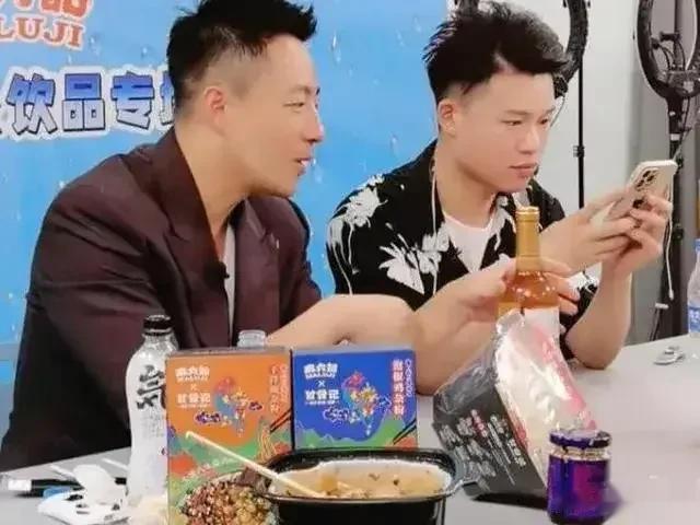 这个孟贺无疑是一个营销高手，他知道无论什么事，只要自己能和张兰和汪小菲扯上关系，