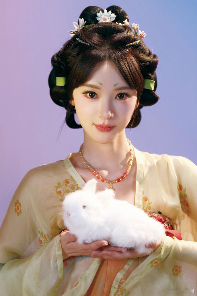 黄灿灿妈妈对黄灿灿有强烈的亏欠感我家那闺女 单亲妈妈总觉得亏欠女儿，女儿总觉得没