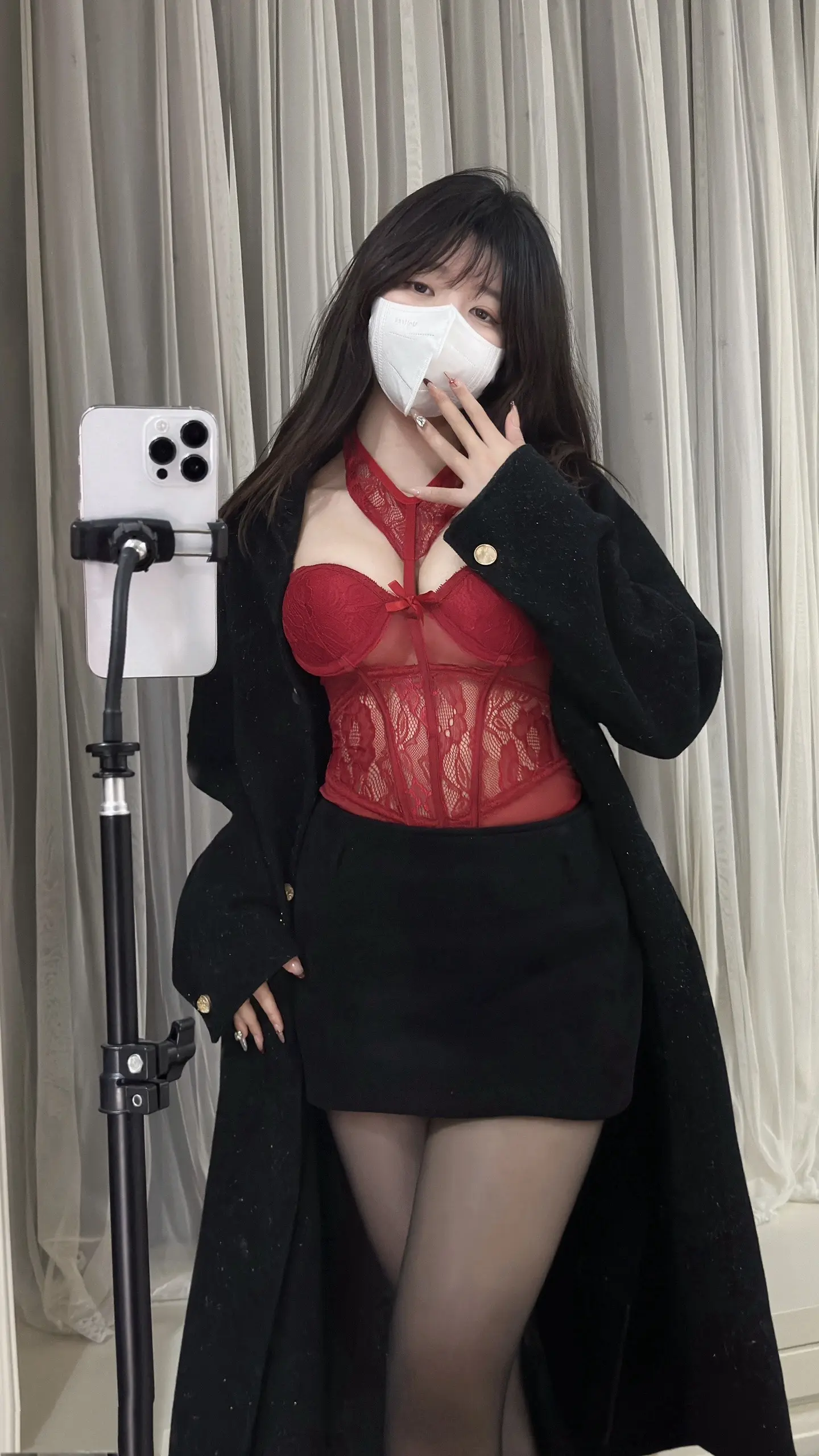 你怎么不看我的眼睛

