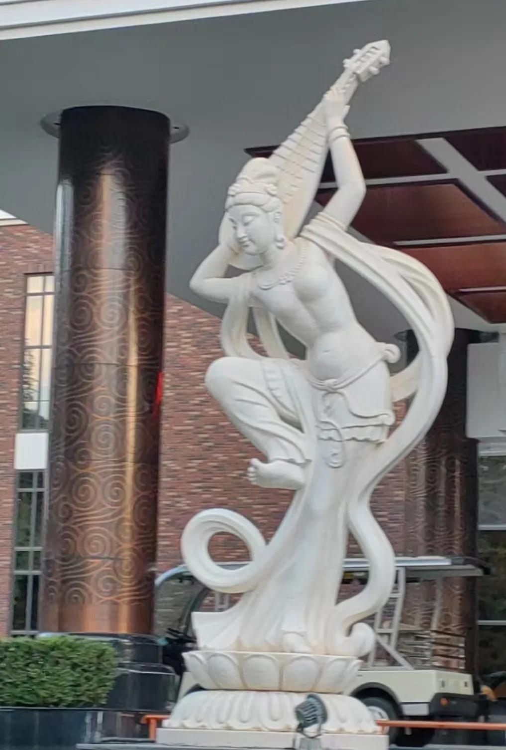 《人类孤雌生殖的可能性》
西游记中的女儿国，就是通过孤雌生殖来延续生命的。
孤雌