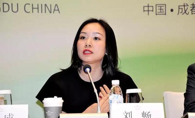 四川最年轻富二代刘畅，33 岁接手掌管千亿商业帝国，接受采访时情绪哽咽，坦言自己