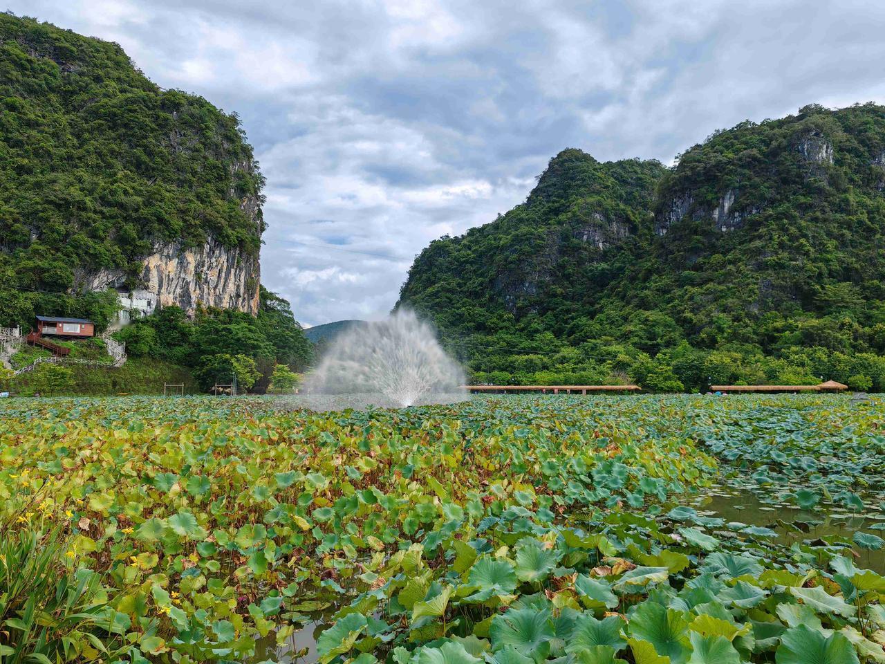 我的今日状态：😁轻松愉快
我这里的天气：🌧下雨