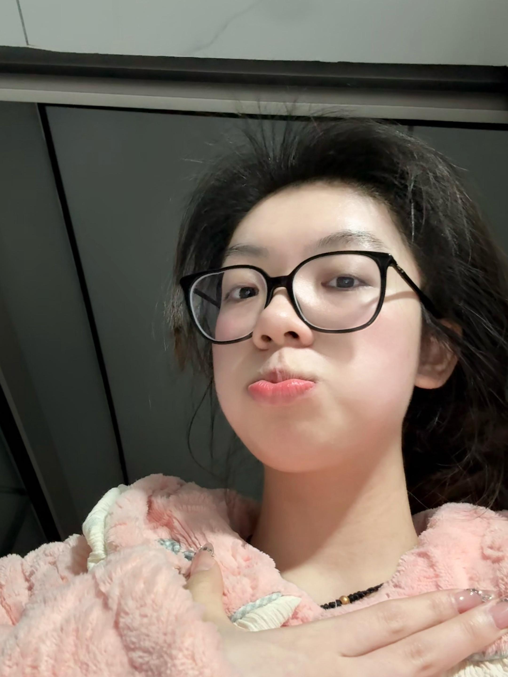 好久不见 我拿到驾照了 你愿意站在国道上吗