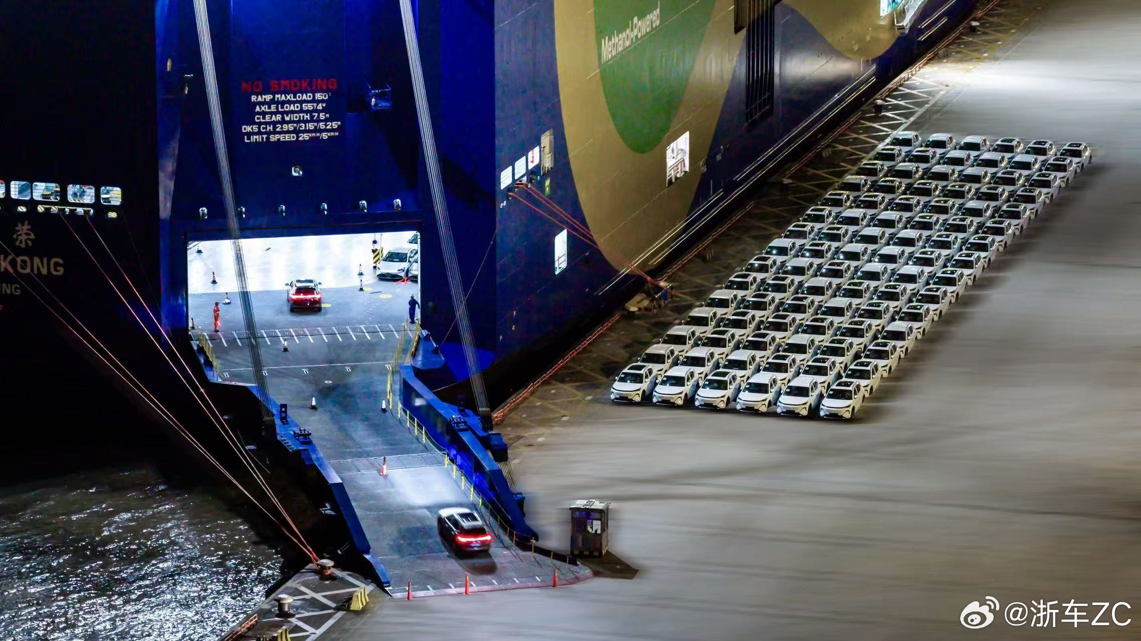 吉利海外销量大增【快讯】吉利海外销量大增！近日，吉利汽车集团发布最新销量数据，海