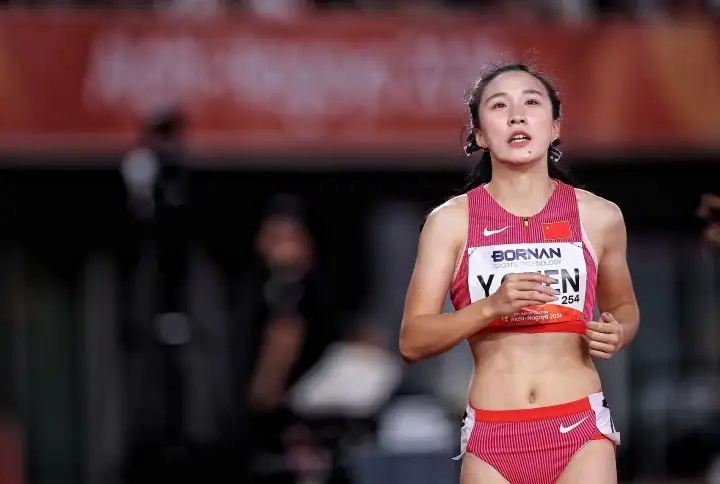 陈妤颉说每个人在不同范围都是天才亚运会田径女子百米决赛，陈妤颉跑出11秒06获得