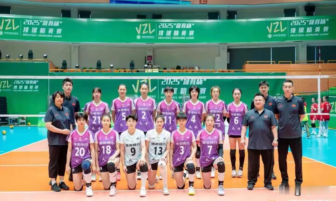 没有任何水分的中国女排14人阵容
        主攻  李盈莹  朱婷  庄雨