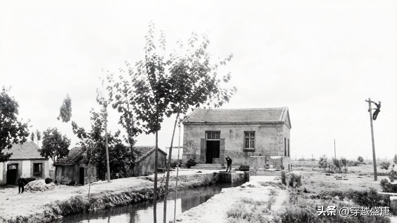 1956年建成发电，点亮全国农村第一盏电灯，谢觉哉专门写诗夸赞。作家马烽来这里采