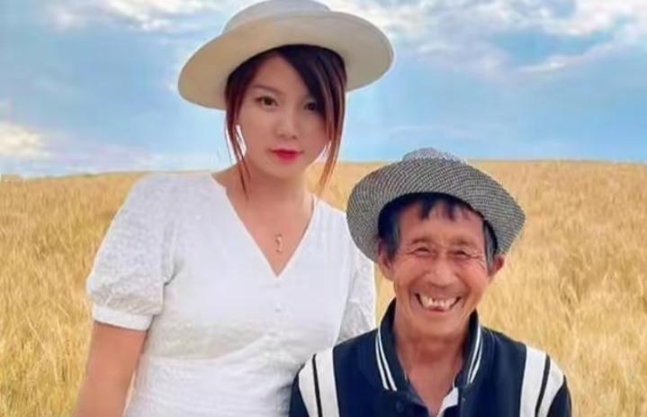 张白鸽，女，29岁，河南省洛阳市伊川县人，网络平台昵称张白鸽金其父女走全球，记录