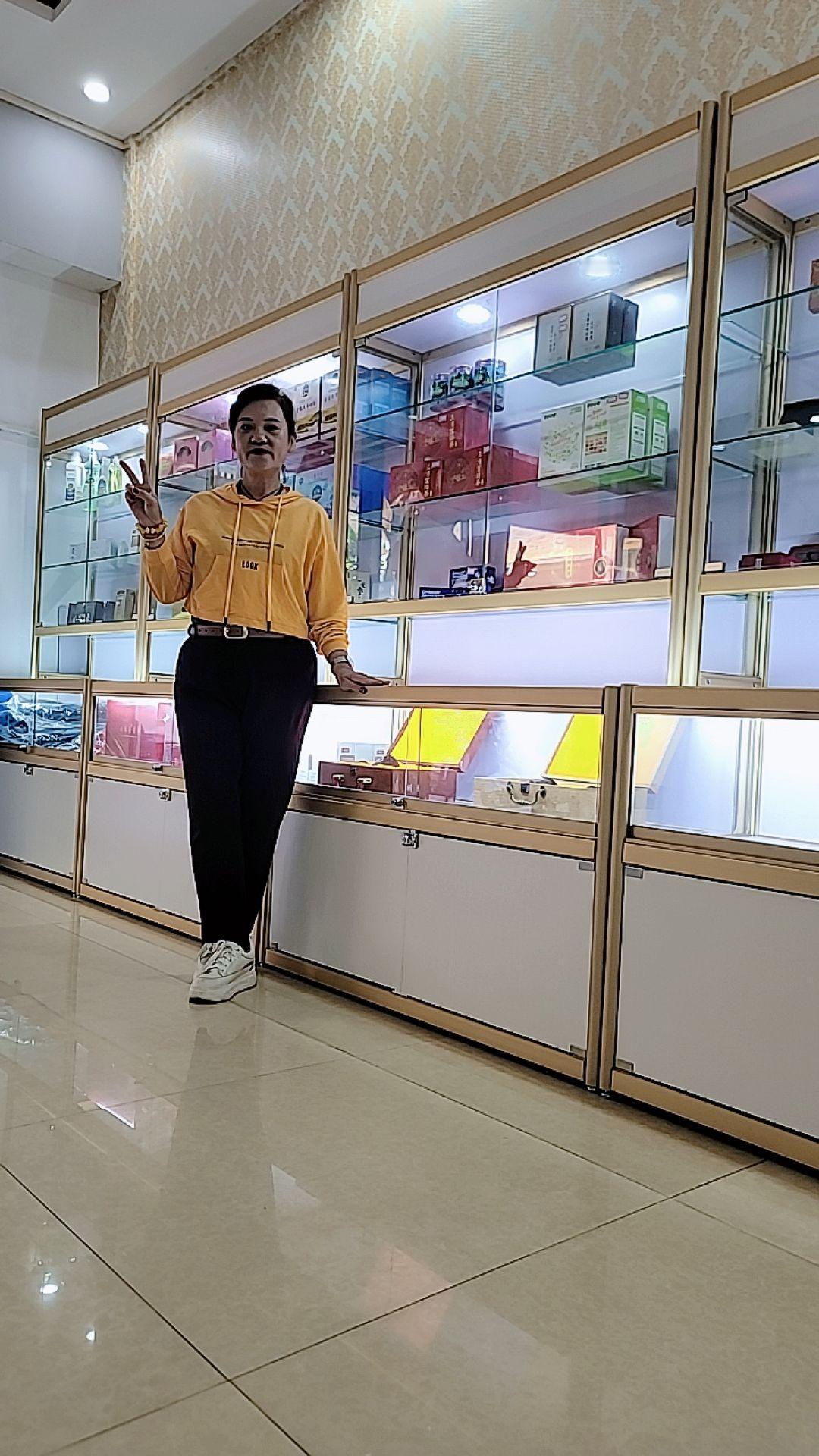 欢迎大家过来做客#真实的我 #随性洒脱 #挺喜欢现在的自己 #取悦自己才是生活的