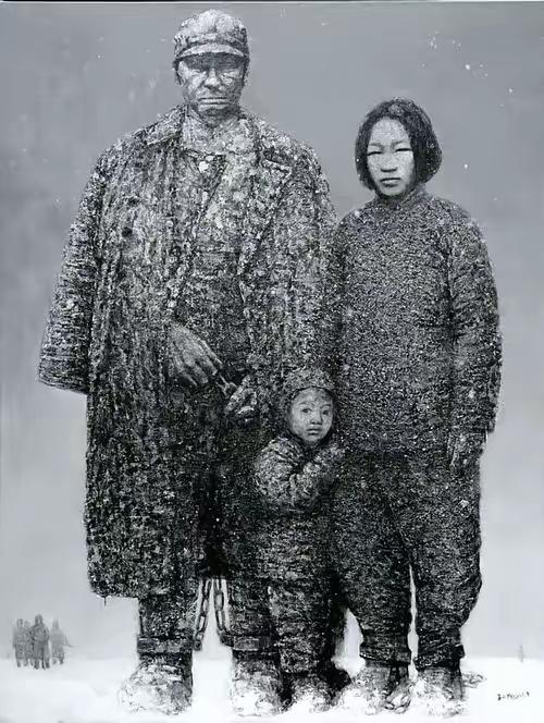 1937年初，日本兵将一家三口押到了刑场上。当父亲被他们砍断脖子后，5岁的小男孩