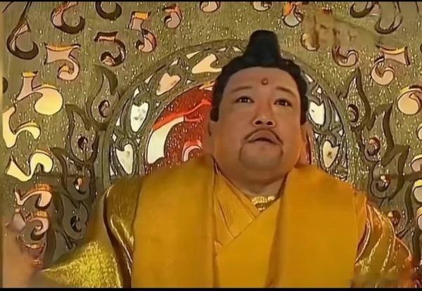 #贾冰 如来# 哈哈哈哈哈哈哈哈哈哈哈哈哈哈这张如来好像，贾里贾气毫无违和感！ 