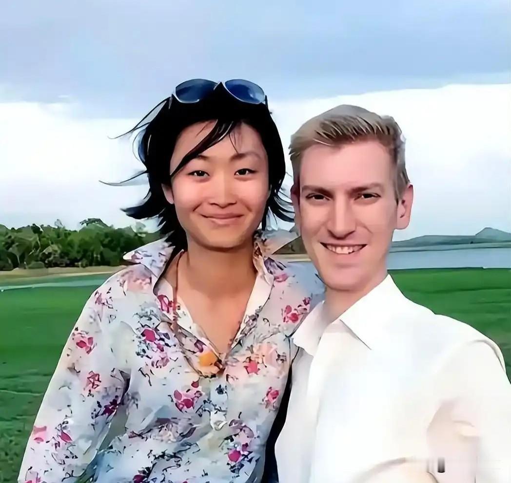 这几天在网上看到一种“担心”
什么“担心”呢？就是敬一丹走了，有些人便忧心忡忡担