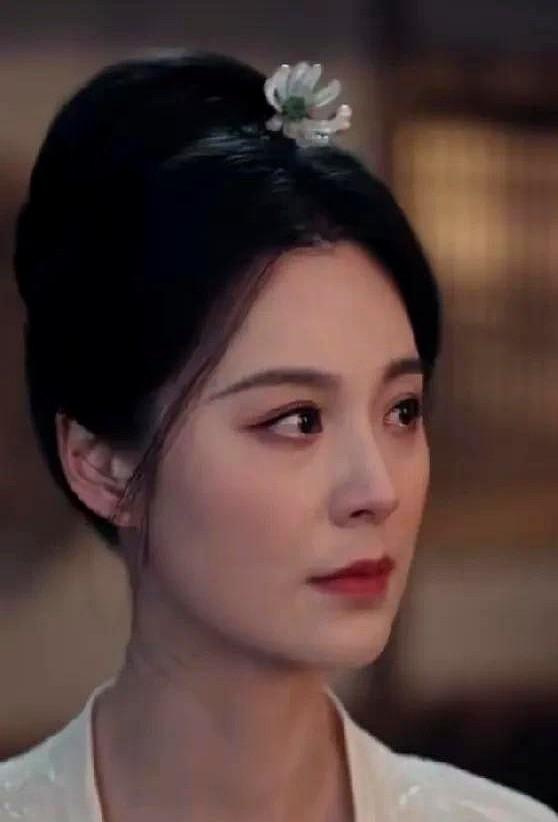 悬疑剧《唐朝诡事录之长安》美女配丑男！22集里红药和孟不疑复合，网友直嘀咕：红药