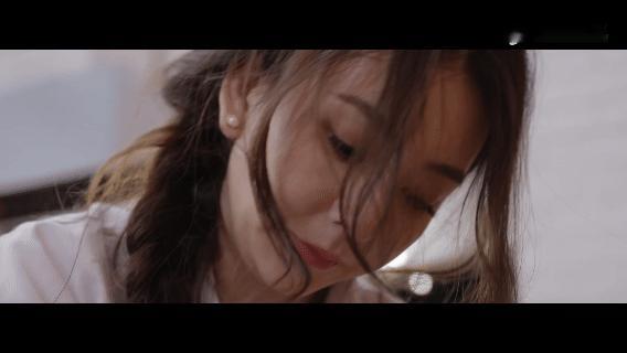 方媛首演疯批恶妈 方媛首秀就挑战疯批恶妈，演技张力拉满！眼神和神态太有戏，连同行