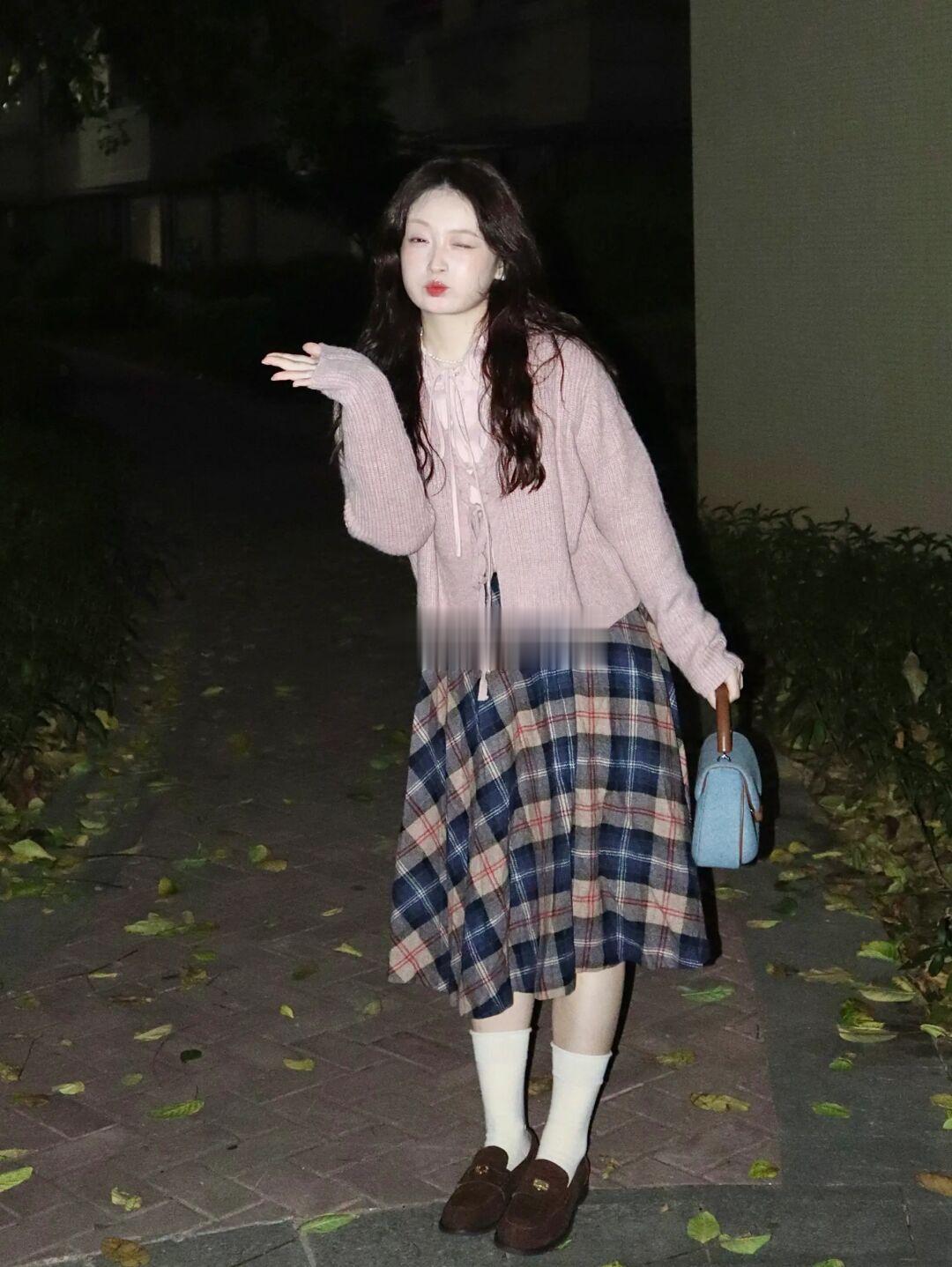 微胖女孩秋天的漂亮衣服也太多啦！！！