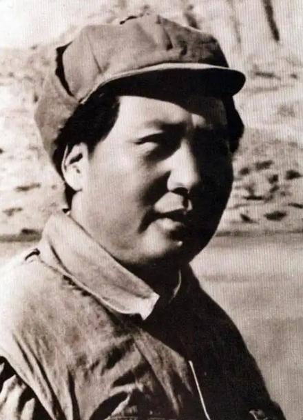 伟人的预言有多准!都说我们要赶上美国，美国自己也承认我们已快要追赶上他们了，他们