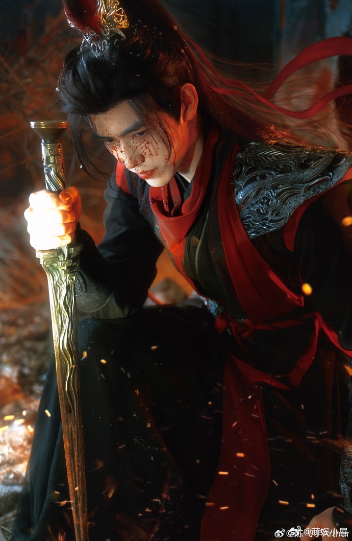 陈飞宇白日提灯沐浴戏 段胥沐浴，伤痕成了陈飞宇演技的“展示板”，这角色塑造太牛啦