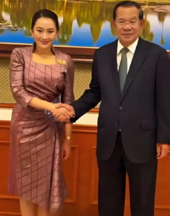 洪森父子这次是大难临头！柬埔寨有今天，都是自己作的！洪森当初如果不“陷害”佩通坦